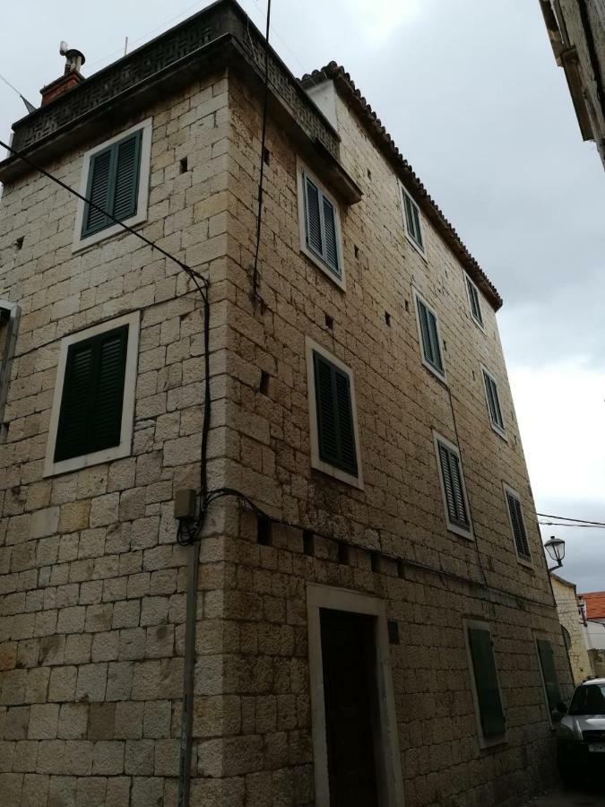 Apartments Ivana Traù Esterno foto