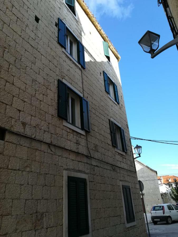 Apartments Ivana Traù Esterno foto